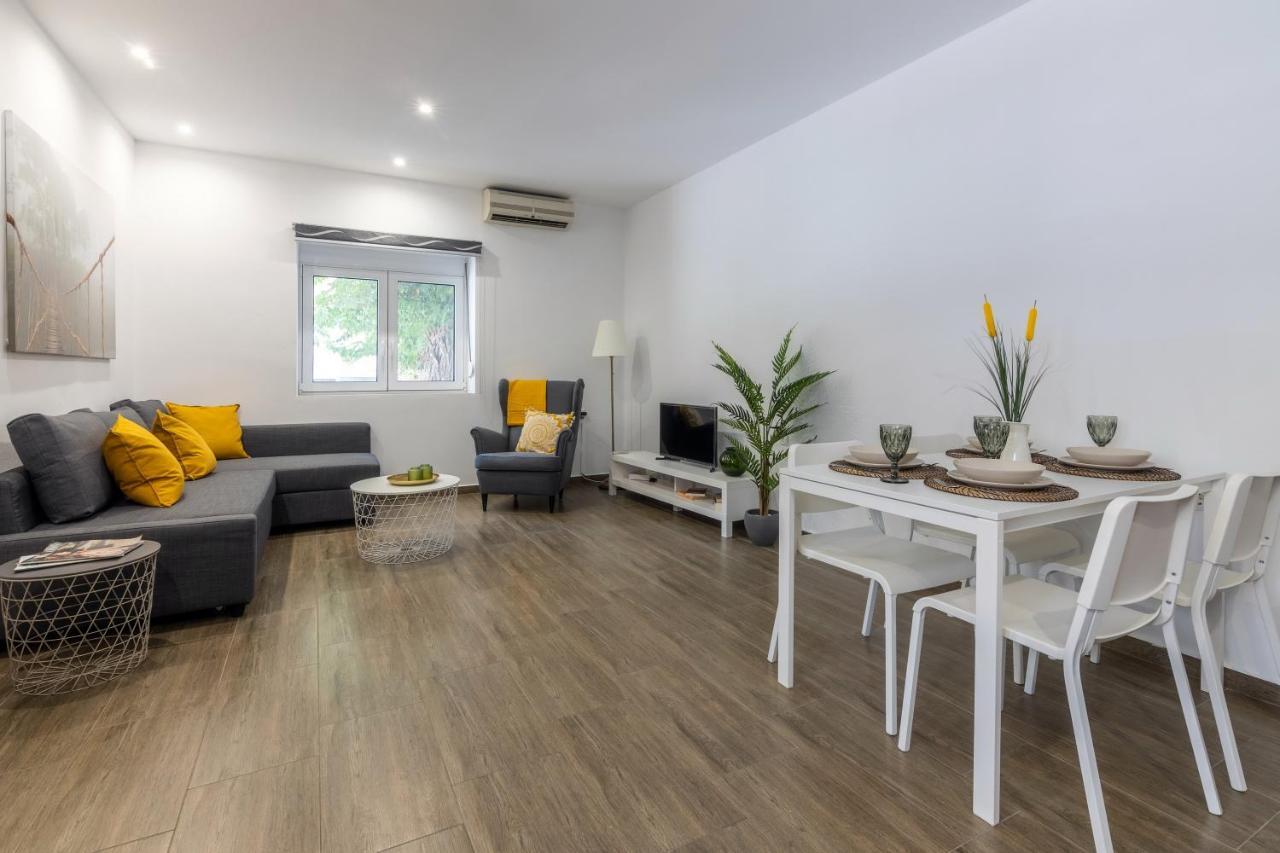 Elegant City Apartment Ираклион Экстерьер фото